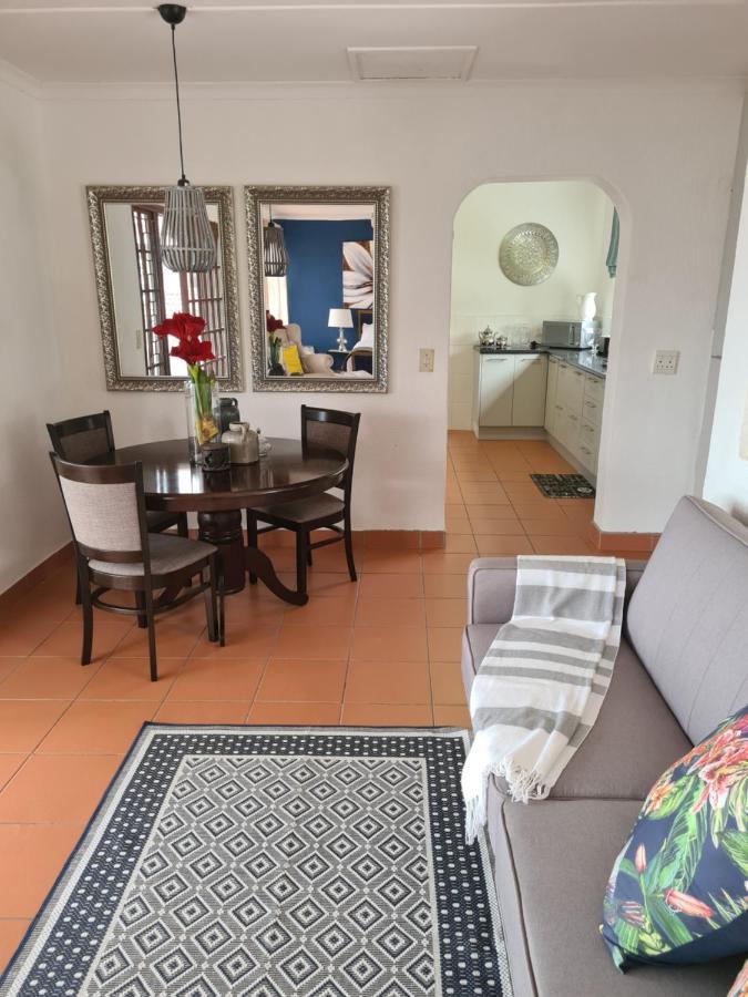 فندق بورت إدواردفي  Indaba Manor On 413 Owen Ellis Dr المظهر الخارجي الصورة