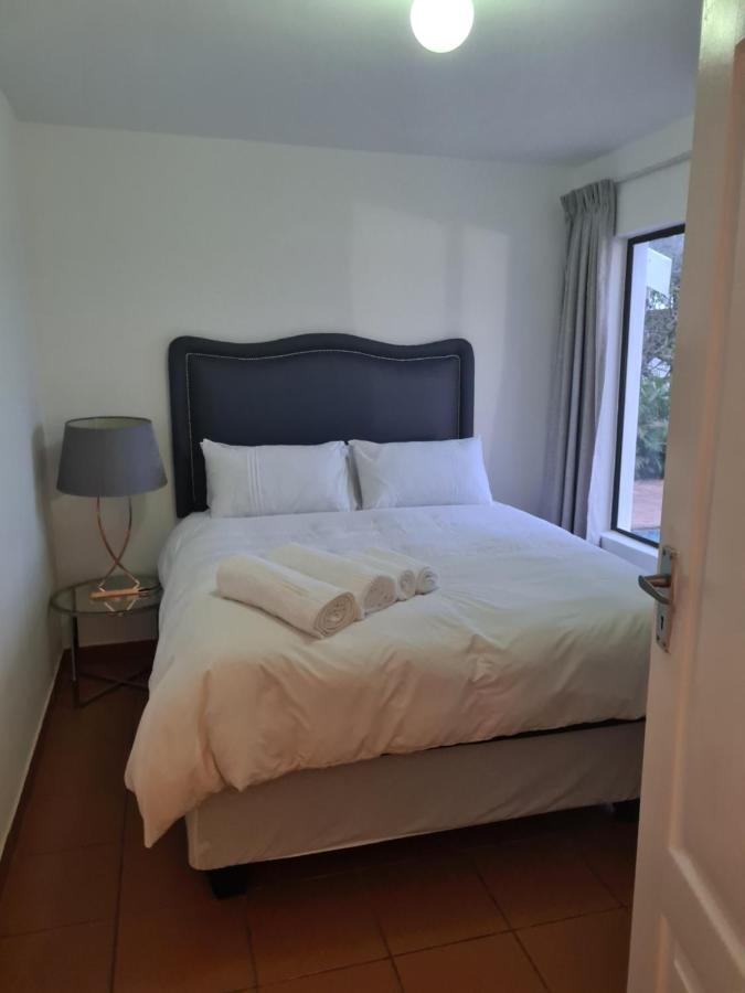 فندق بورت إدواردفي  Indaba Manor On 413 Owen Ellis Dr المظهر الخارجي الصورة